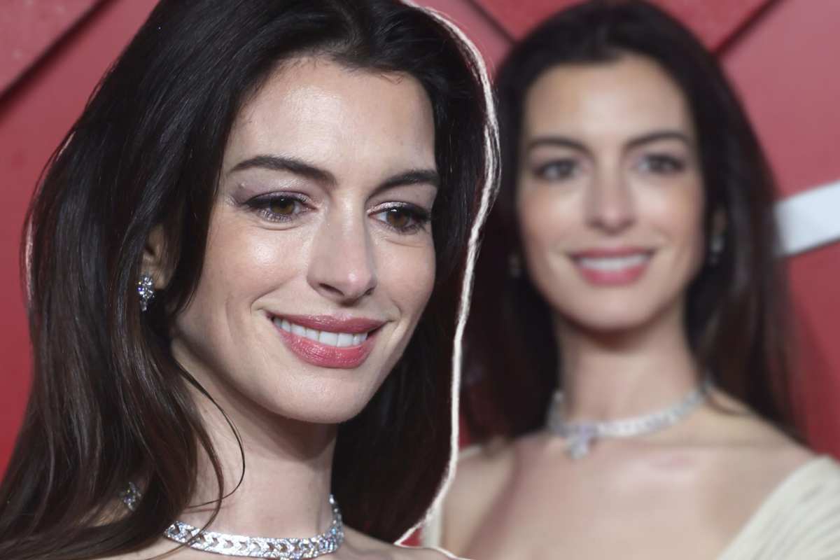 Anne Hathaway, il suo trucco per sembrare alta