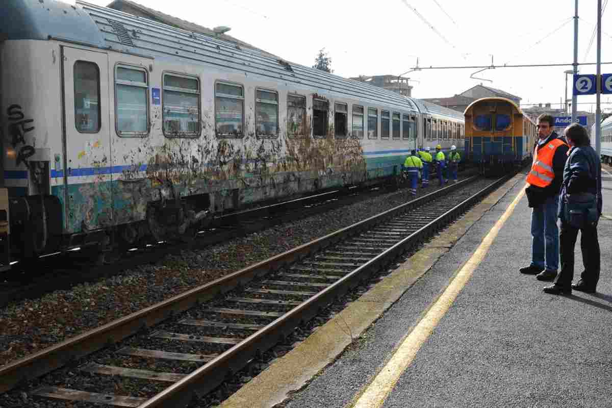 treni fermi a Ventimiglia